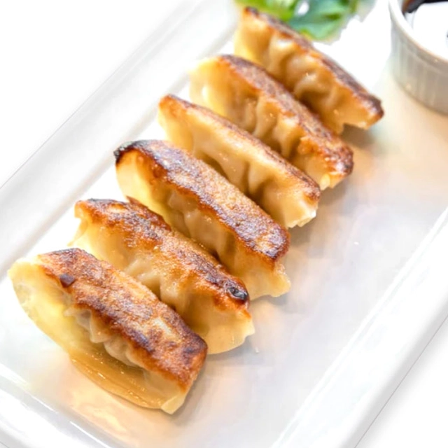 Gyoza Dumplings (6)